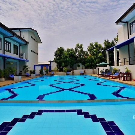 The Blue Wave Hotel Arugam Kudah Eksteriør bilde