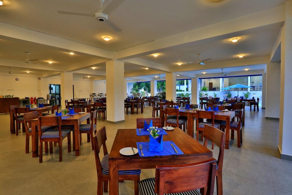 The Blue Wave Hotel Arugam Kudah Eksteriør bilde