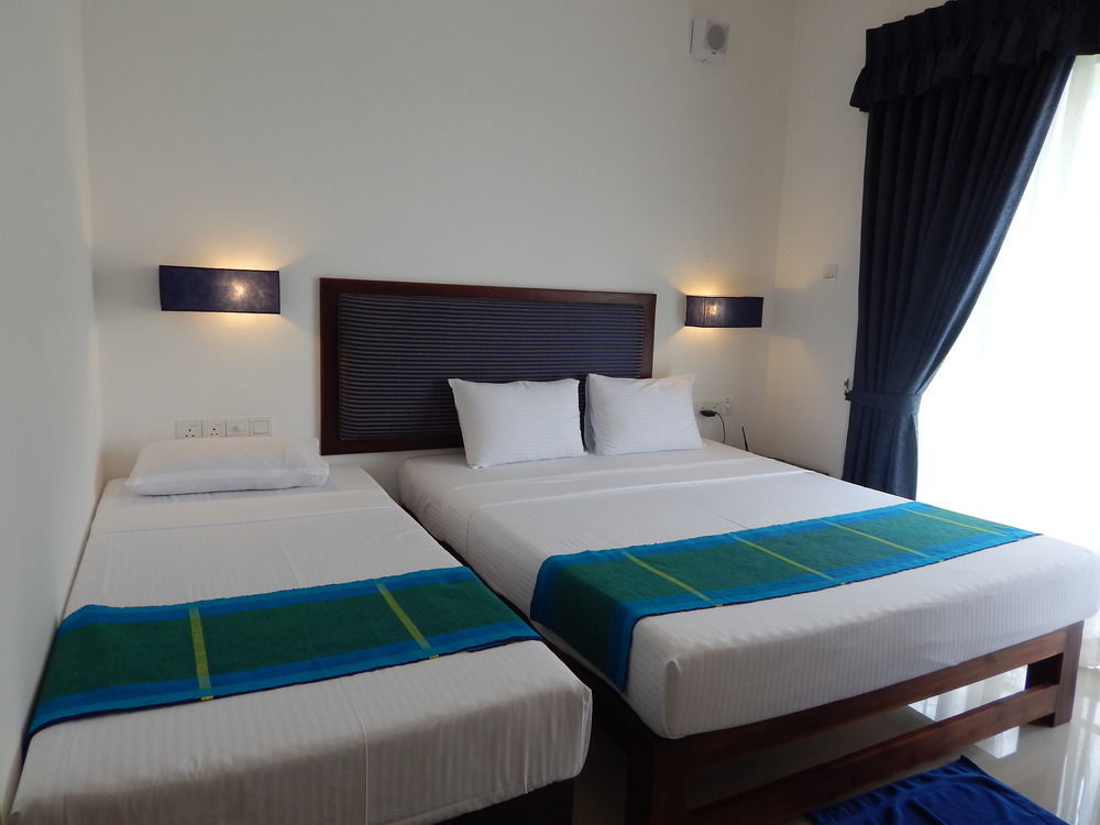 The Blue Wave Hotel Arugam Kudah Eksteriør bilde