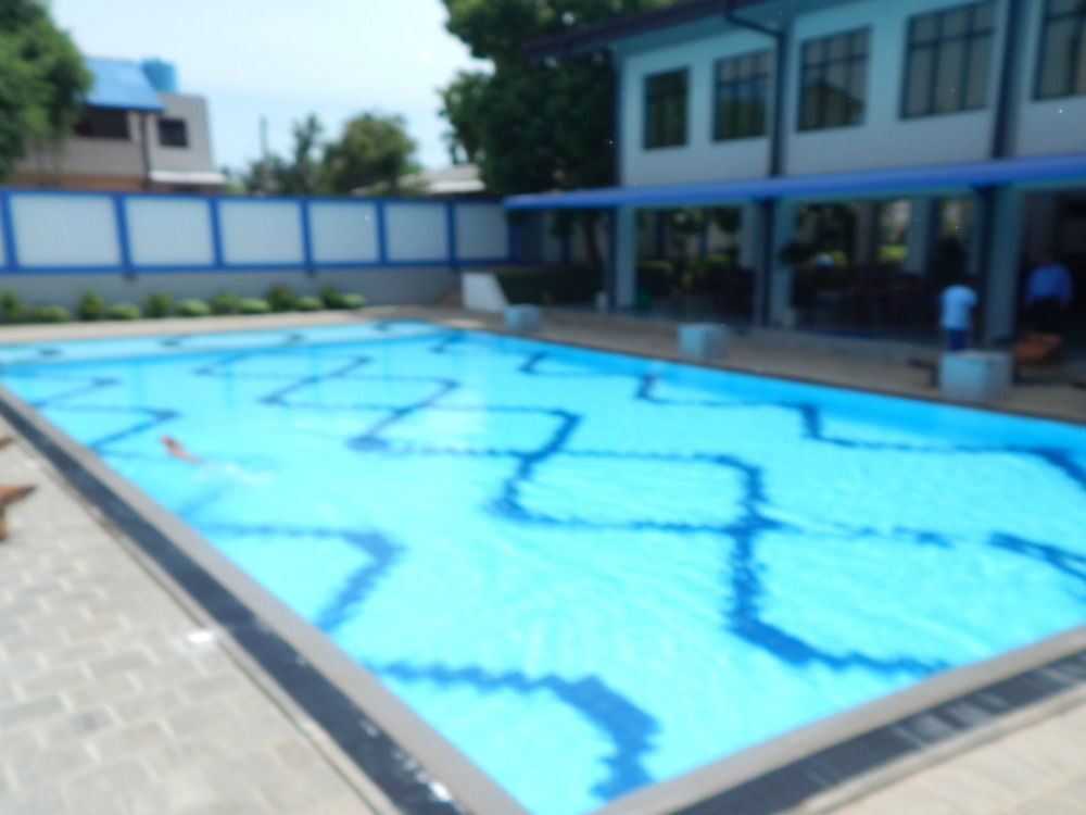 The Blue Wave Hotel Arugam Kudah Eksteriør bilde