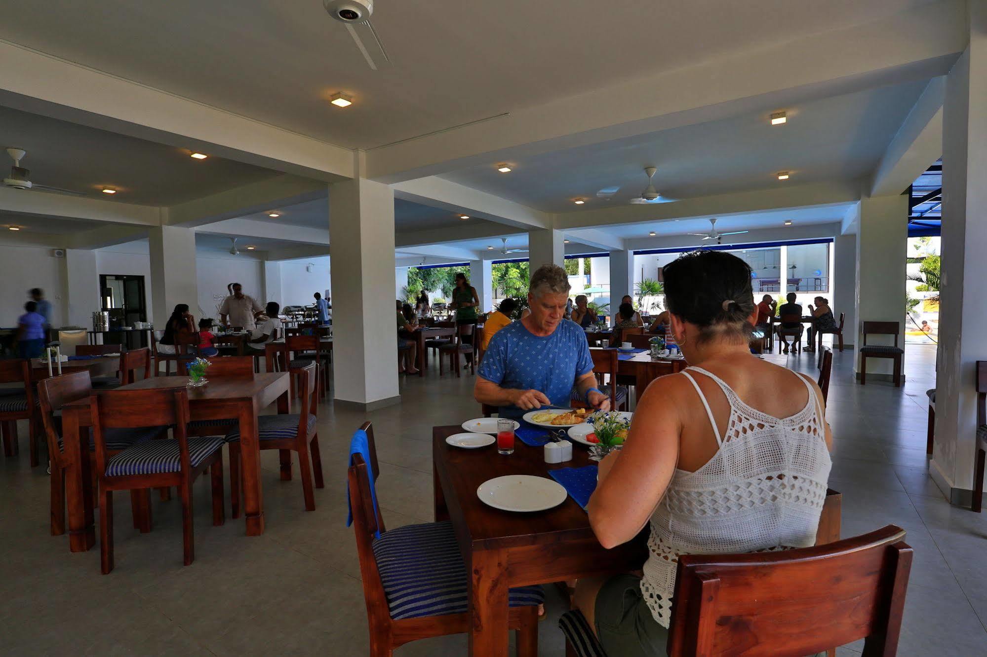 The Blue Wave Hotel Arugam Kudah Eksteriør bilde