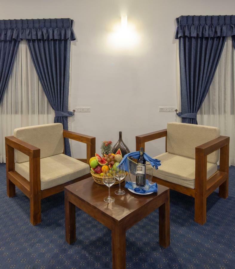 The Blue Wave Hotel Arugam Kudah Eksteriør bilde