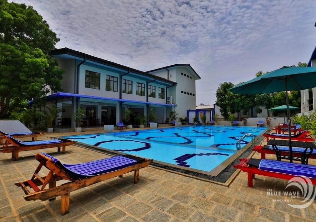 The Blue Wave Hotel Arugam Kudah Eksteriør bilde